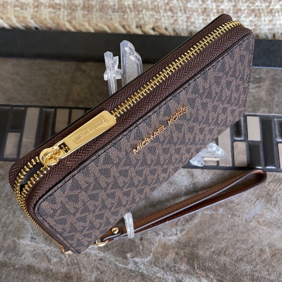 Michael Kors Jet Set Travel Lg Flat Multifunctional Phone Case-Wristlet-Wallet - Picture 15 of 16